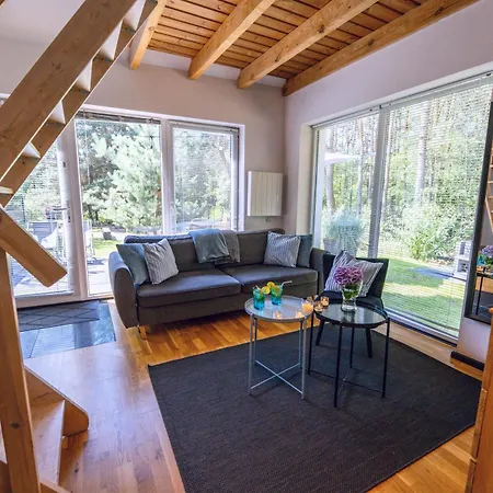 Narev Wakacyjne Kazdy Dom Na Wylacznosc Oddzielnie Ogrodzony Pomiechówek