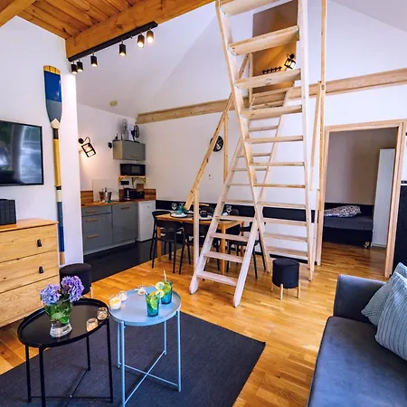 Narev Wakacyjne Kazdy Dom Na Wylacznosc Oddzielnie Ogrodzony Vakantiehuis *